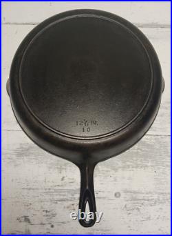 Antique Large Well Seasoned #10 Cast Iron Skillet Fry Pan No Notch Heat Ring