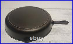 Antique Large Well Seasoned #10 Cast Iron Skillet Fry Pan No Notch Heat Ring