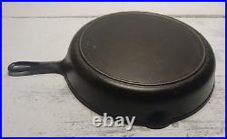 Antique Large Well Seasoned #10 Cast Iron Skillet Fry Pan No Notch Heat Ring