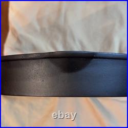 Antique National #8 cast iron skillet with heat ring. Arc logo. Restored