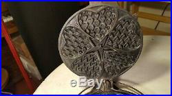 Antique Pat'd 1920 Griswold Heart Star Waffle 919 A920 Erie Pa U. S. A. No. 18