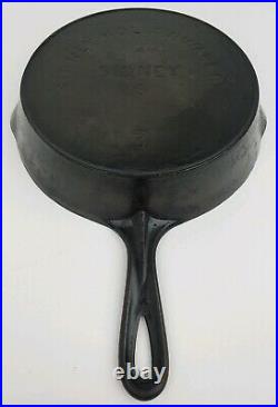 Antique Sidney Hollowware Co #7 Cast Iron Skillet Frying Pan Hard to Find Rare
