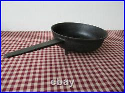 Antique Spider Skillet Ca 1790-1810 Cast Iron, Tapered Handle, Stub Feet, 9-1/8