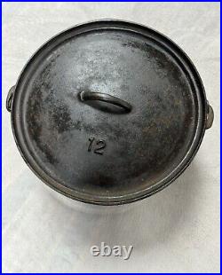 Antique Unbranded No. 12 Cast Iron Dutch Oven With Lid/ Handle 3 Legged 7 x 12