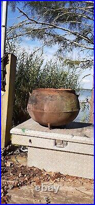 Antique Vintage #15 G Cast Iron Cauldron Pot Cowboy Campfire Kettle Witch