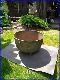 Antique /Vintage Collectible Large Cast Iron Black Cauldron Not a Reproduction
