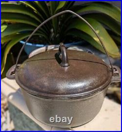 Antique WAPAK Cast Iron Dutch Oven Block Logo #7 with Lid 9 Diam withBail 1903-10