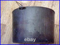 Antique Wagner Large Cast Iron Flat Bottom Soup Pot, Heat & Pouring Ring