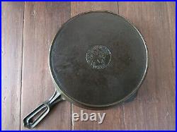 Antique Wapak #8 Cast Iron Skillet With The Indian Head Medallion Logo Restored