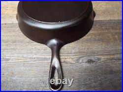 Arc Logo Lodge Single Notch Cast Iron Skillet #8 / 10-1/2, Restored