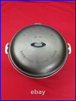 BEAUTIFUL #13 GRISWOLD CAST IRON TITE-TOP DUTCH OVEN with RAISED LETTER LID SCARCE