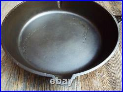 Cast Iron Antique Bottom Gated fancy handle Skillet #10 / 12, restored