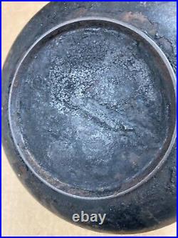 Cast Iron Dutch Oven Pot Kettle 1800s Thick Heat Ring Gate Mark Embossed 3