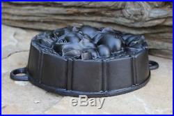 Cast Iron Fruit Cake Pan Mold Bread Bundt Casserole