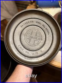 Cast Iron Griswold Dutch Oven No 8 Erie Tite-Top with Slant Lid