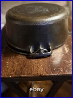 Cast Iron Griswold Dutch Oven No 8 Erie Tite-Top with Slant Lid