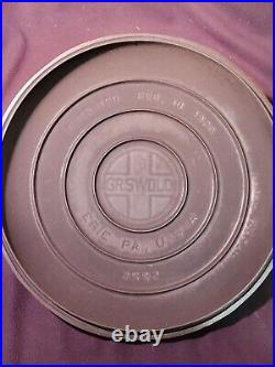 Cast Iron Griswold No 9 Tite Top Dutch Oven 834 J With Lid 2552 and Trivet CLEAN