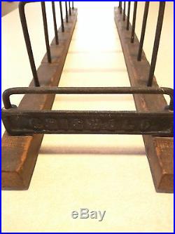 Cast Iron Griswold Skillet Display Stand. P/n 1066
