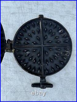 Cast Iron Waffle Maker, Circa 1800s, Flip Flop Style, Size 8/9, Low Base, 2-pc