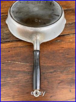 Chicago Foundry Hardware #8 Cast Iron Skillet with Wooden Handle