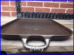 Chicago HDWE FDRY Co. Favorite #9 Cast iron Long Griddle, Restored