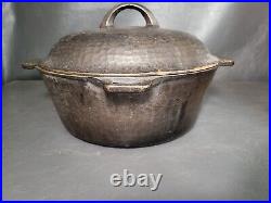 Chicago Hardware Foundry #8 Hammered Cast Iron Dutch Oven
