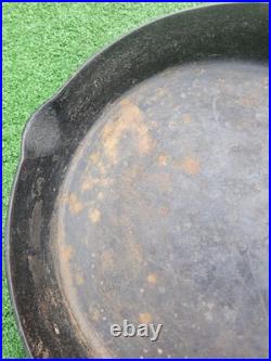Chicago Hardware Foundry Cast Iron Diamond Logo #14 Skillet RARE AS IS