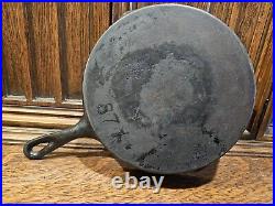 Chicago Hardware Foundry Cast Iron Hammered Skillet 87x