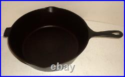 Chicago Hardware Foundry Diamond #A Favorite Cast Iron 8 1/2 Chicken Fryer & Lid