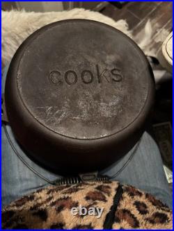 Cooks Vintage/Antique Dutch Oven Cast Iron
