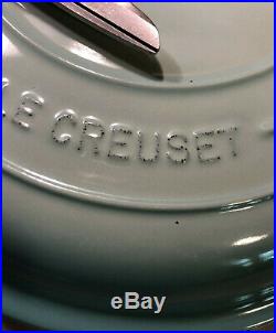 Cool Mint 3.5 Quart #30 LE CREUSET Cast Iron Classic Braiser EUC Light Green