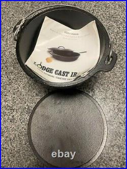 Discontinued LODGE #6 Cast Iron Camp Dutch Oven 1Qt 3 Leg Kettle with Lid