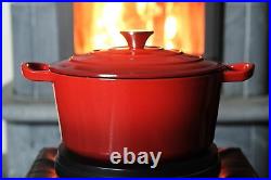 Dutch Oven Enameled Cast Iron Pot Cocotte with Dual Handle and Cover Casser