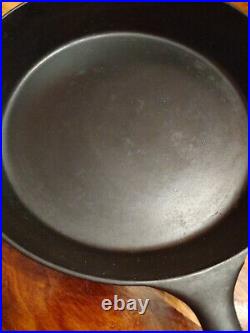 ERIE Cast Iron Skillet #9, 2nd Series, Circa 1886-1892