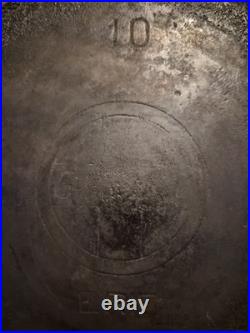 Early 1900 Erie #10 cast iron skillet Rare Original Slant Logo Griswold Ring