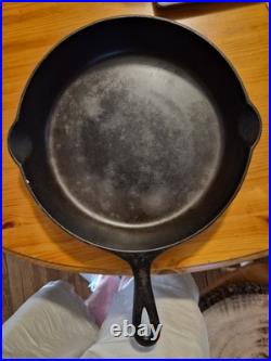 Early 1900 Erie #10 cast iron skillet Rare Original Slant Logo Griswold Ring