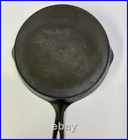 Early Arch WAGNER SiDNEY 0, No 10 Cast Iron Skillet with Heat Ring, Restored
