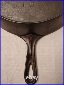 Early WAPAKHollow Ware #10 Skillet Standard Block Logo Heat Ring Seasoned-DBL 10