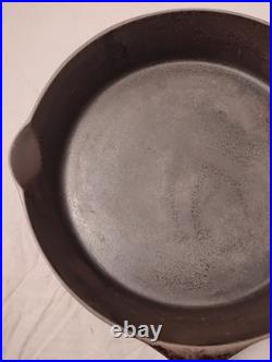 Early WAPAKHollow Ware #10 Skillet Standard Block Logo Heat Ring Seasoned-DBL 10