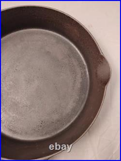 Early WAPAKHollow Ware #10 Skillet Standard Block Logo Heat Ring Seasoned-DBL 10