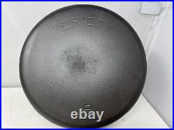 Erie #9 834 dutch oven w early slant logo 2552 lid cast iron Griswold primitive