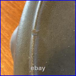 Extra Large Vintage #14 3 Notch Heat Ring Cast Iron Skillet. USA. 15 Diameter