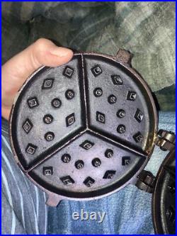 Extremely Rare Ornate Francis Buckwalter And Com Cast Iron Waffle Iron 1800s Vgc