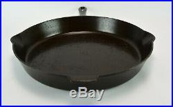 FAVORITE PIQUA WARE #14 Cast Iron Skillet Smoke Ring Pour Spouts Smiley