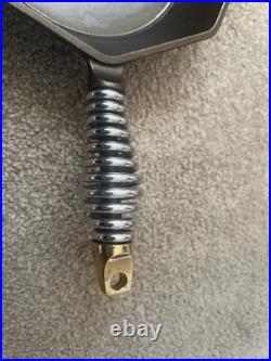 FINEX Cast Iron Skillet Frying Pan No. 8 Octagon Flat-Bottomed 8in Black