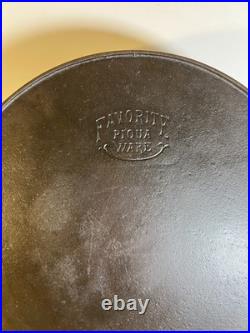 FLAT EXTRA LARGE 13 Antique Cast Iron Skillet Pan Favorite Piqua Ware Ohio FLAT