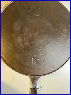 FLAT EXTRA LARGE 13 Antique Cast Iron Skillet Pan Favorite Piqua Ware Ohio FLAT