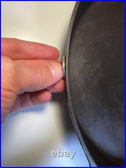 FLAT EXTRA LARGE 13 Antique Cast Iron Skillet Pan Favorite Piqua Ware Ohio FLAT