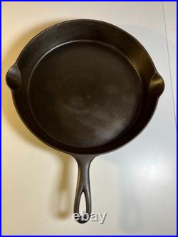 FLAT EXTRA LARGE 13 Antique Cast Iron Skillet Pan Favorite Piqua Ware Ohio FLAT
