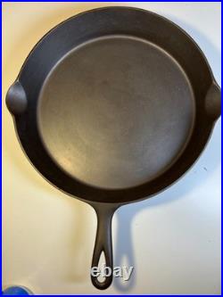 FLAT EXTRA LARGE 13 Antique Cast Iron Skillet Pan Favorite Piqua Ware Ohio FLAT FLAT EXTRA LARGE 13 Antique Cast Iron Skillet Pan Favorite Piqua Ware Ohio FLAT